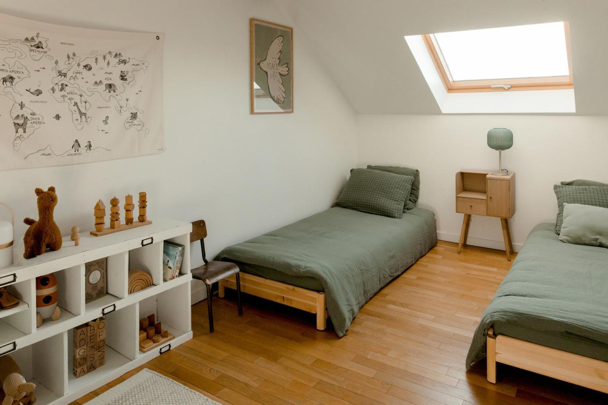 Logement Entier Ou A Partager Dans Maison Familiale A Rueil Malmaison, Proche De Paris La Defense Eksteriør billede